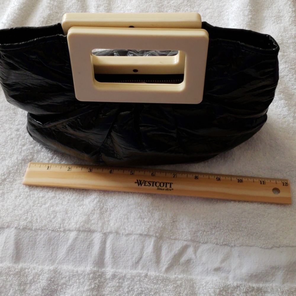 Handbag - Picture 2 of 8